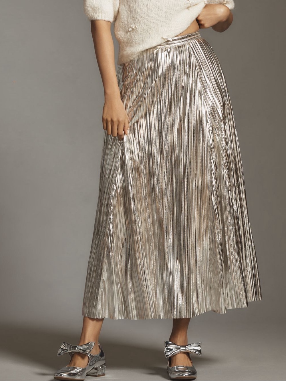 NWT! Anthropologie Silver Metallic Pleated Midi Skirt - XS 🍓2️⃣